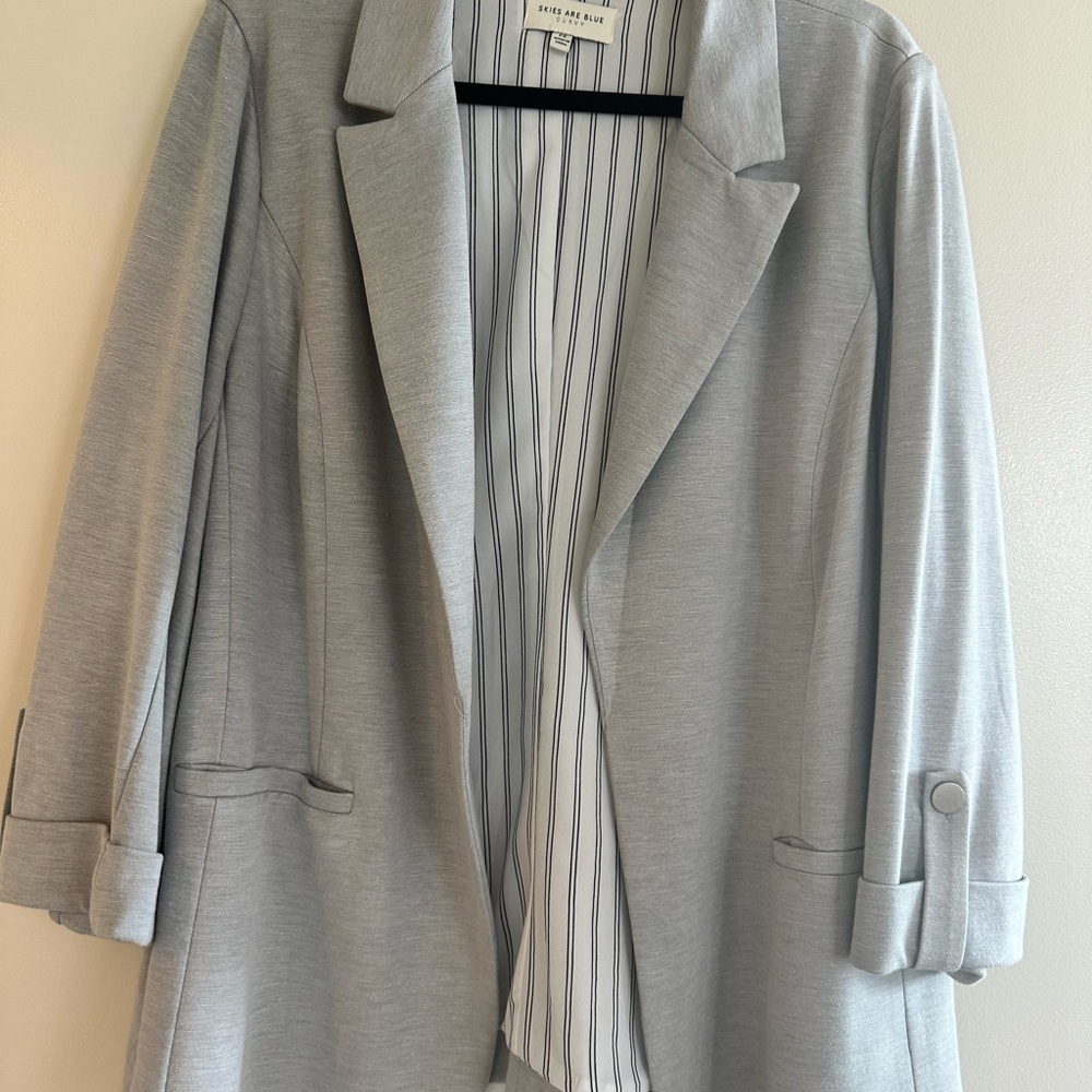 Skies Are Blue Light Gray Blazer